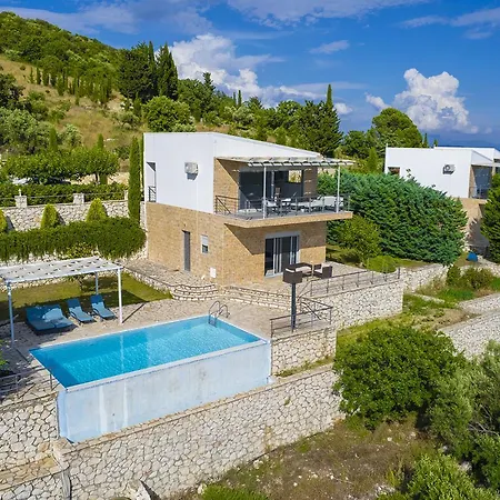 ヴィラ Faneromeni